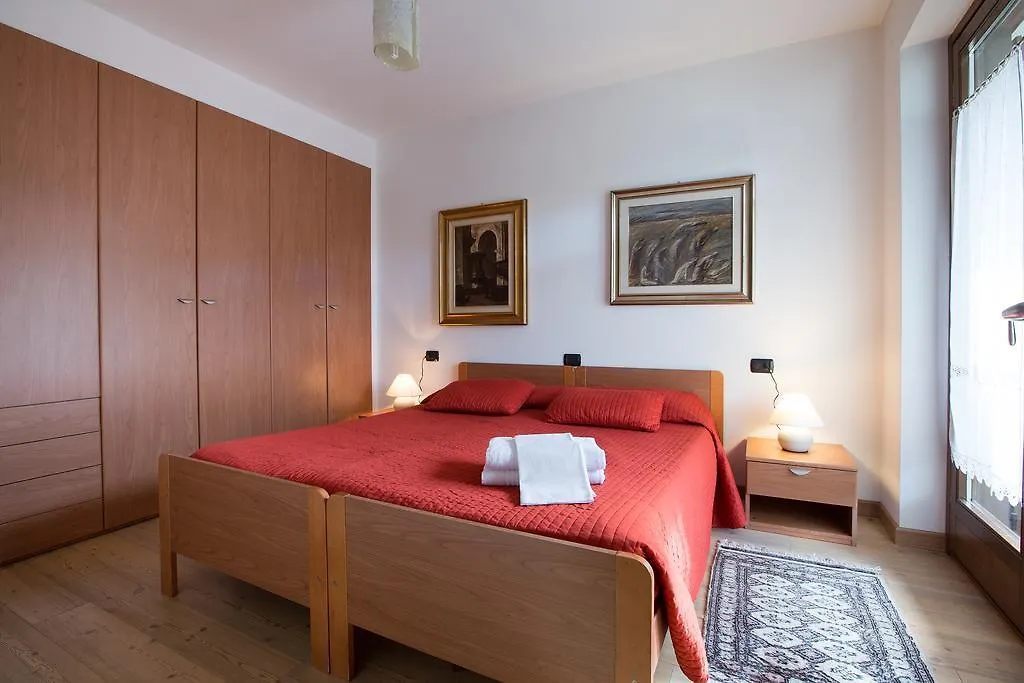 Alpine Dream Apartments Bormio 0*,